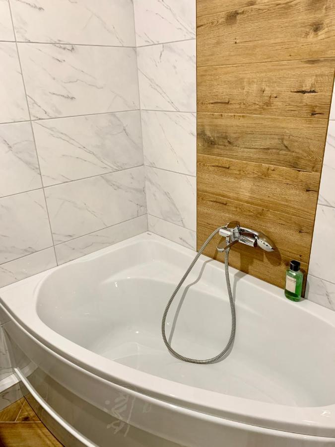 Luxury Pearl Odessa Apartment Bagian luar foto